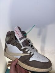 Travis Scott × Air Jordan 1 Retro High Og white mocha